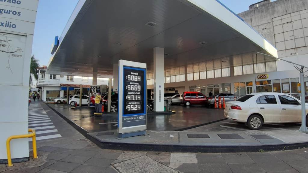 Fin del congelamiento: las naftas aumentan 5% este jueves