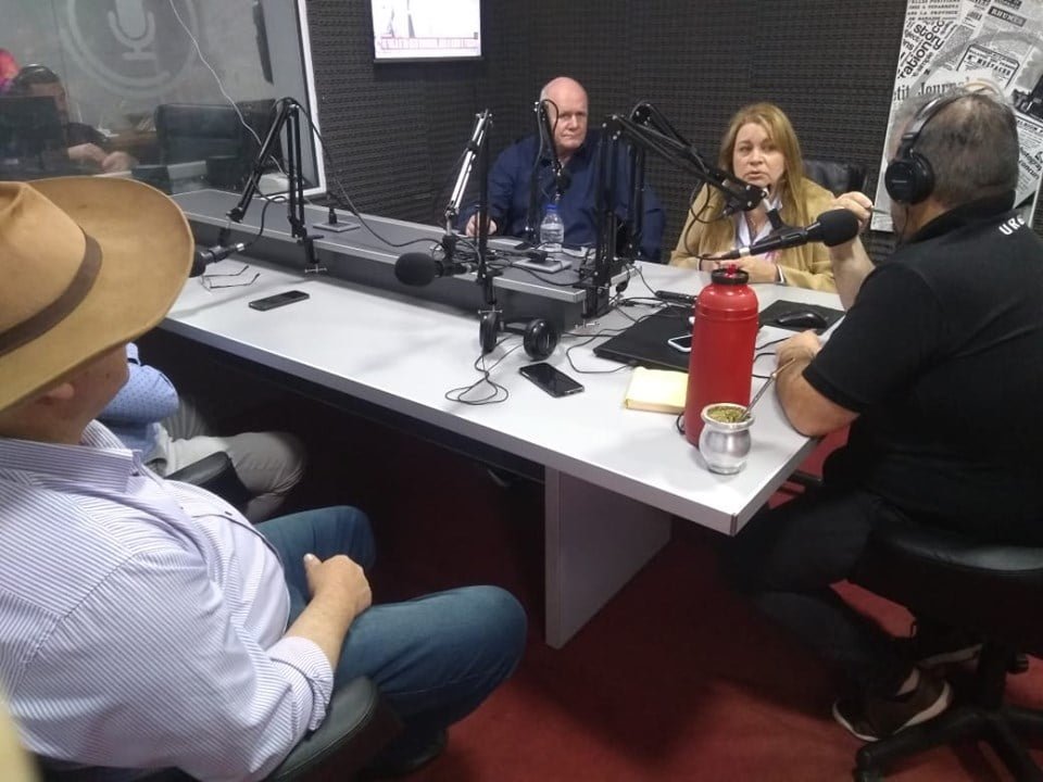 Seria lógico que los votos de Junio de la Renovación y de Agosto de la Formula FF confluyan en los del 27 de Octubre