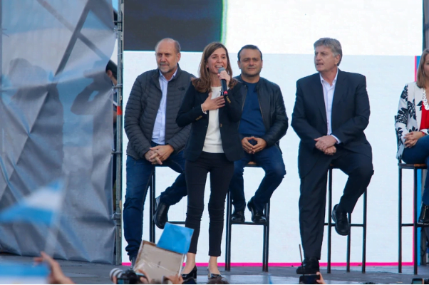 Oscar Herrera Ahuad acompañó a Alberto Fernández en el acto de cierre de campaña de Mar del Plata