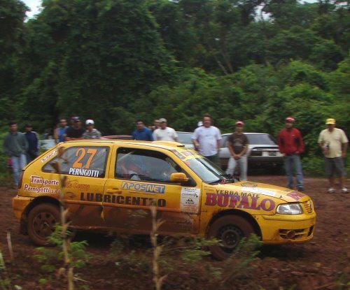 Con 65 equipos se corre el Gran Premio Coronación de rally en Aristóbulo del Valle 30