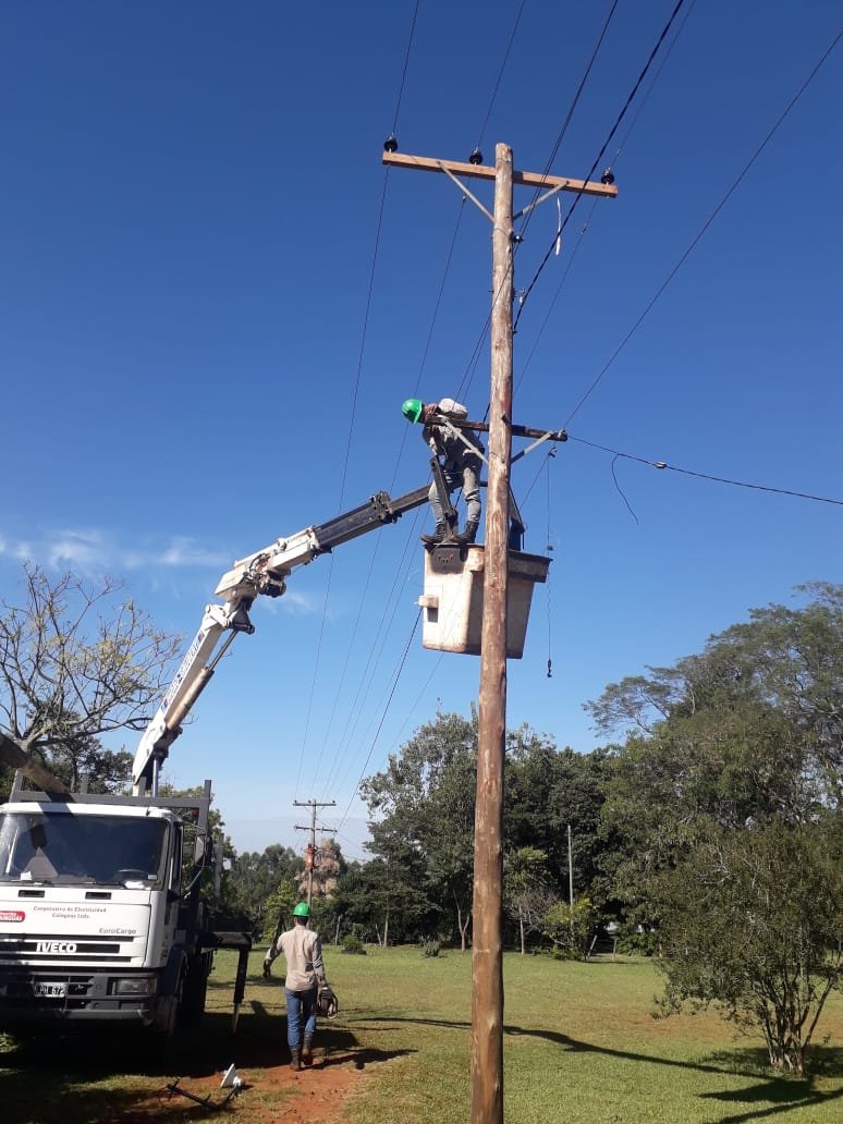 Energía Eléctrica: esta mañana se realizaron trabajos de mantenimiento en el tendido